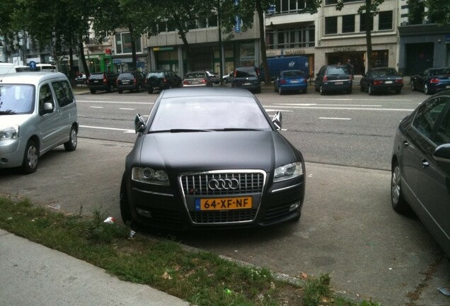 Audi S8 D3