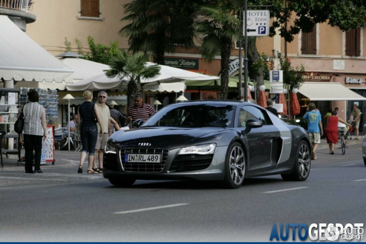 Audi R8 V10