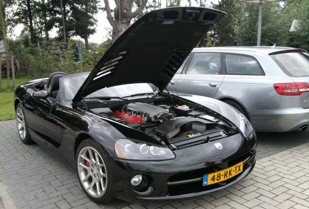 Dodge Viper SRT-10 Roadster 2003