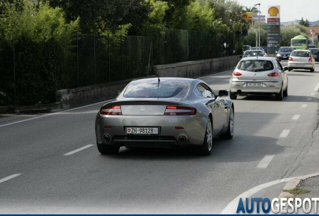 Aston Martin V8 Vantage