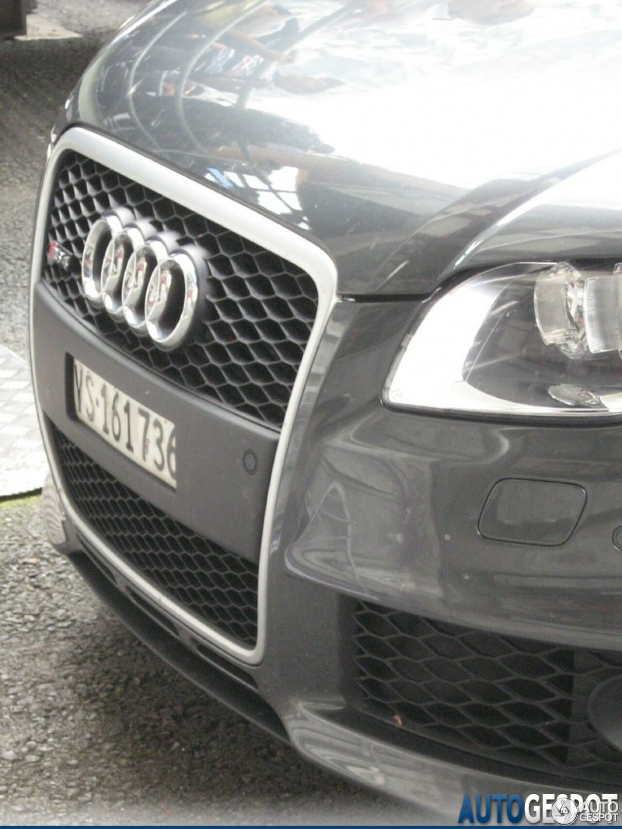 Audi RS4 Avant B7