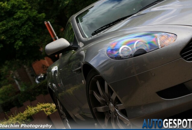 Aston Martin DB9