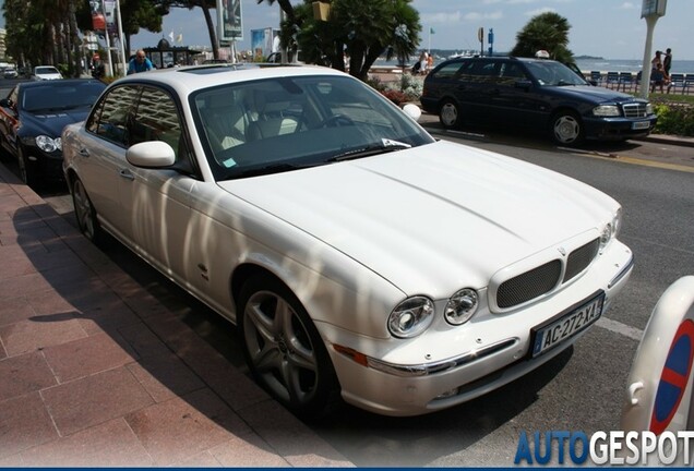 Jaguar XJR