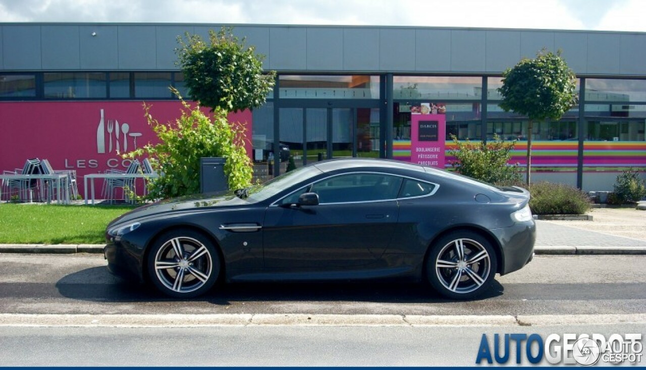 Aston Martin V8 Vantage N400