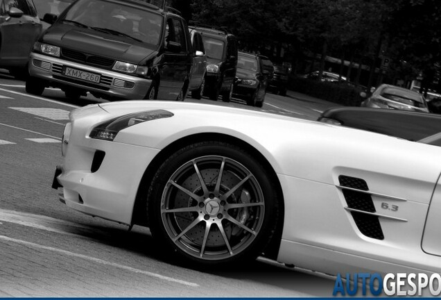 Mercedes-Benz SLS AMG