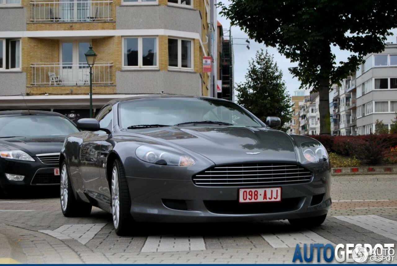 Aston Martin DB9