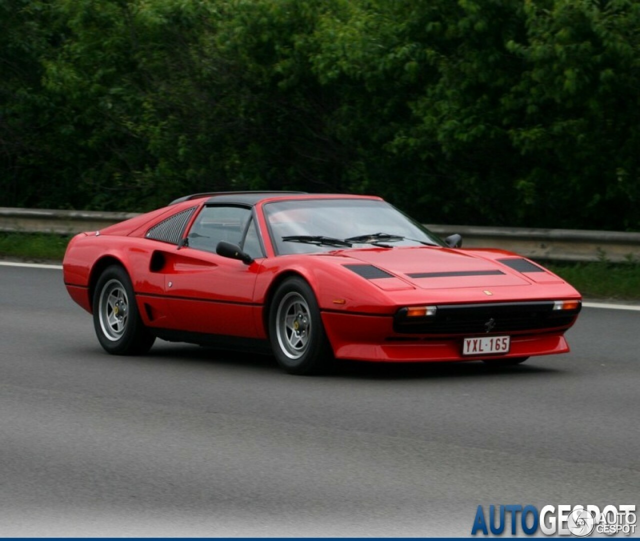 Ferrari 208 GTS Turbo