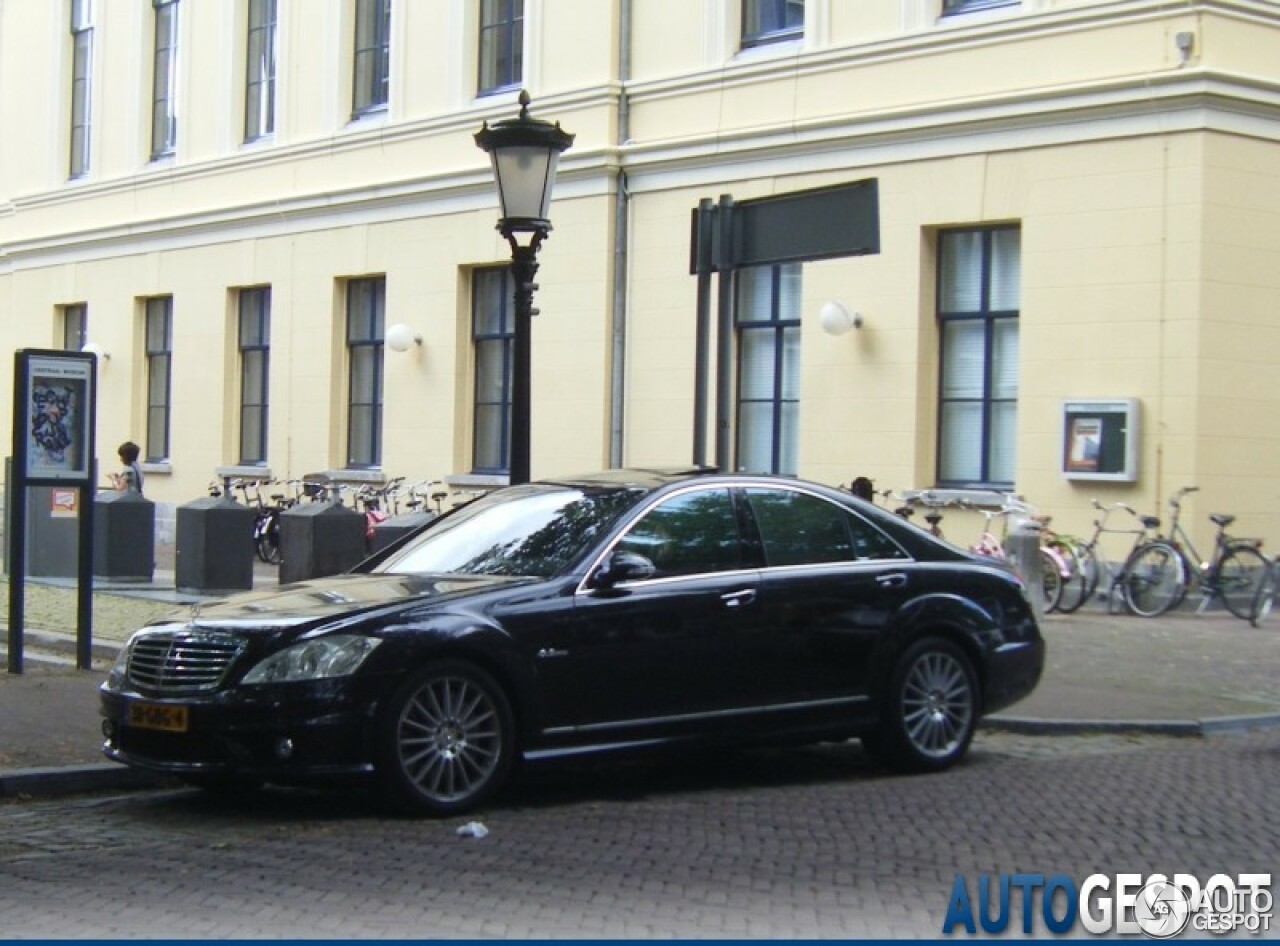 Mercedes-Benz S 63 AMG W221