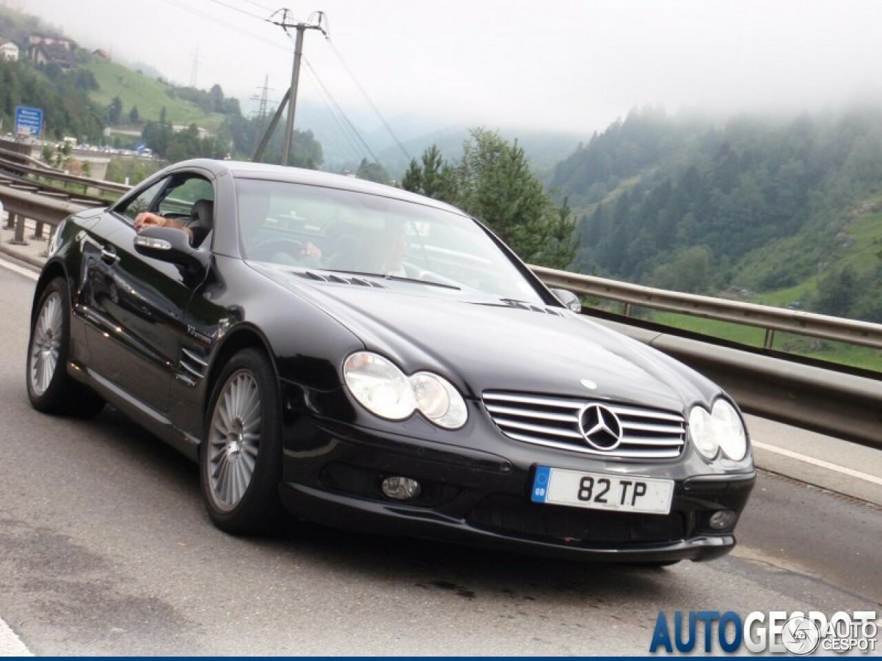 Mercedes-Benz SL 55 AMG R230