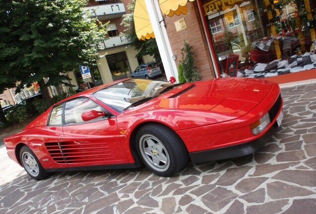 Ferrari Testarossa