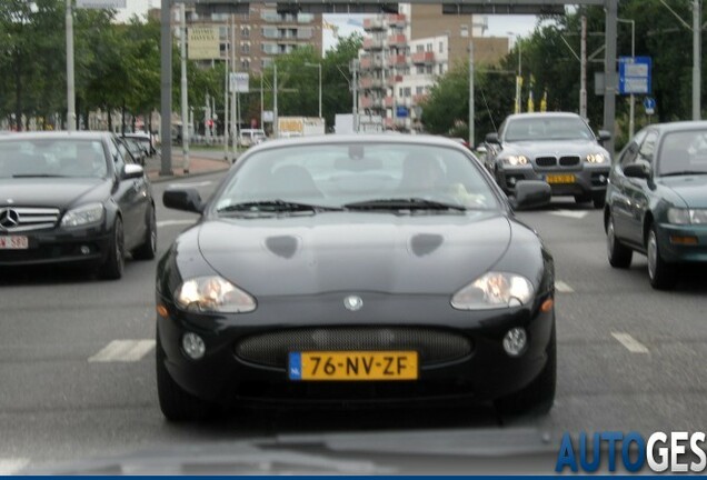 Jaguar XKR