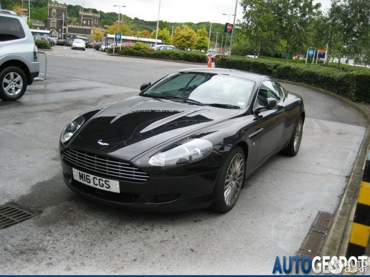 Aston Martin DB9