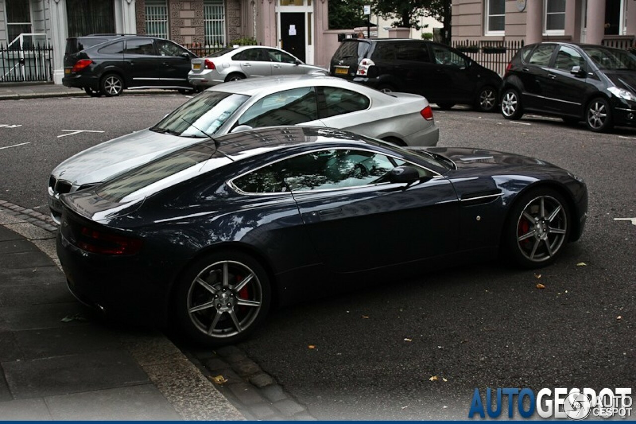 Aston Martin V8 Vantage