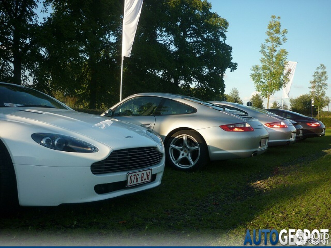 Aston Martin V8 Vantage Roadster