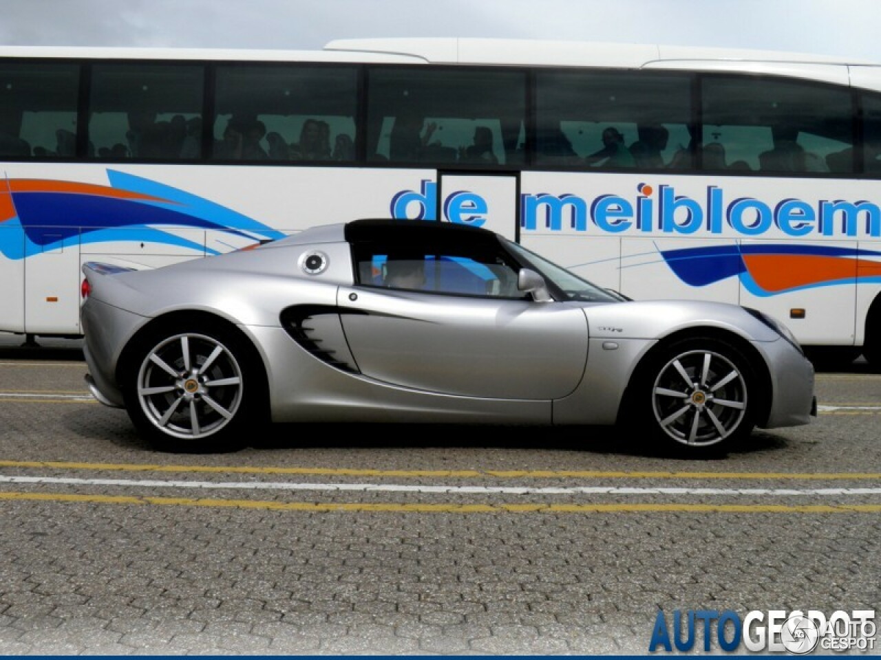 Lotus Elise S2 111R