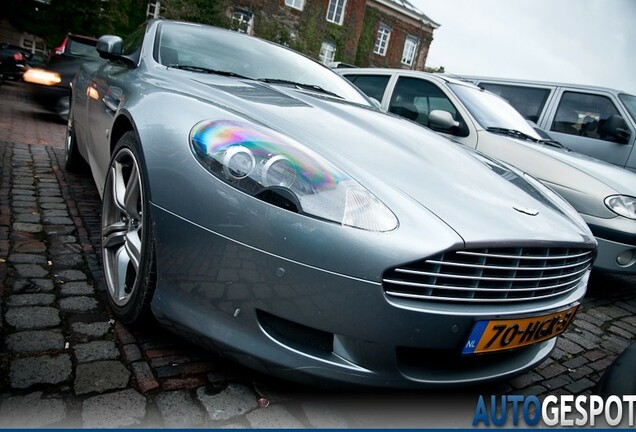 Aston Martin DB9