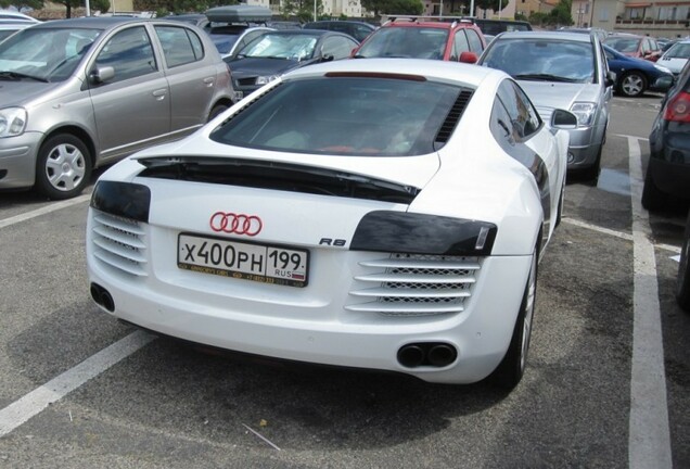 Audi R8