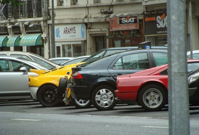 Ferrari 328 GTB