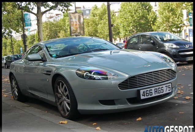 Aston Martin DB9