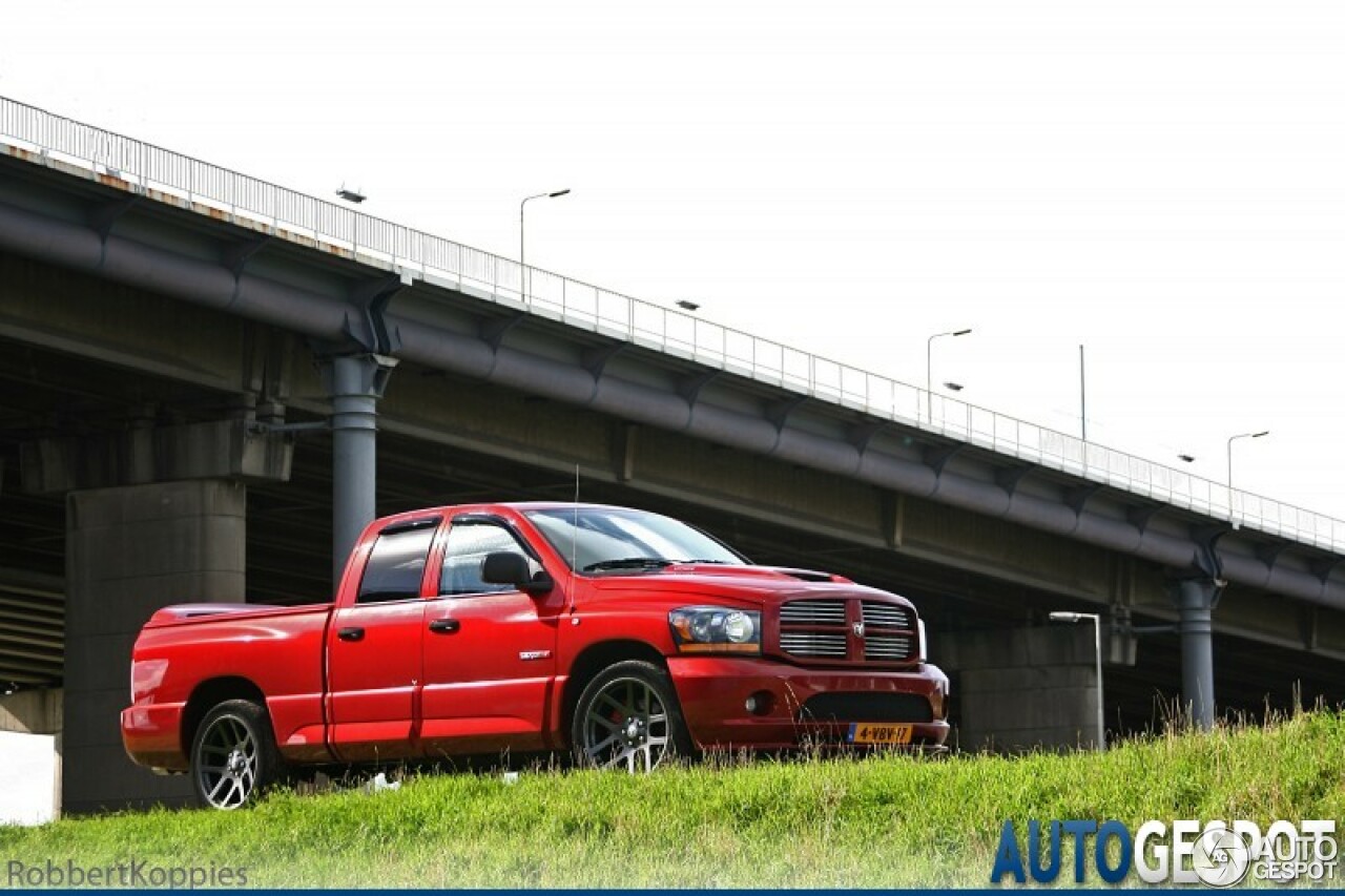 Dodge RAM SRT-10 Quad-Cab