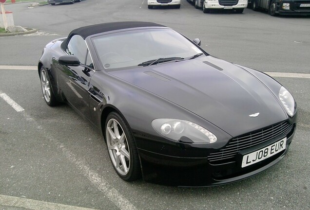 Aston Martin V8 Vantage Roadster