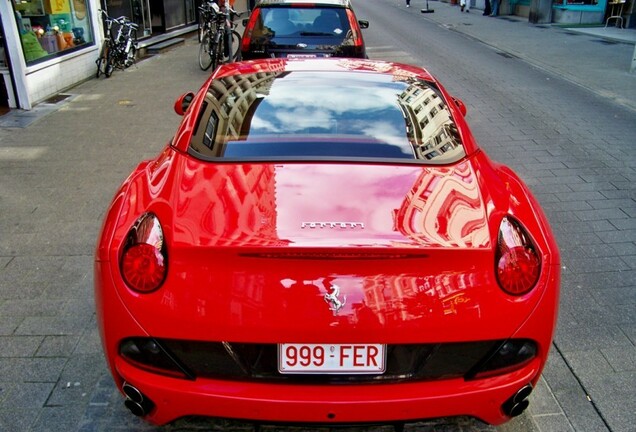 Ferrari California