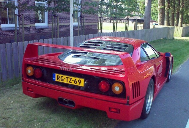 Ferrari F40