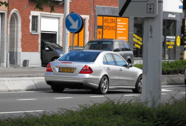 Mercedes-Benz E 55 AMG