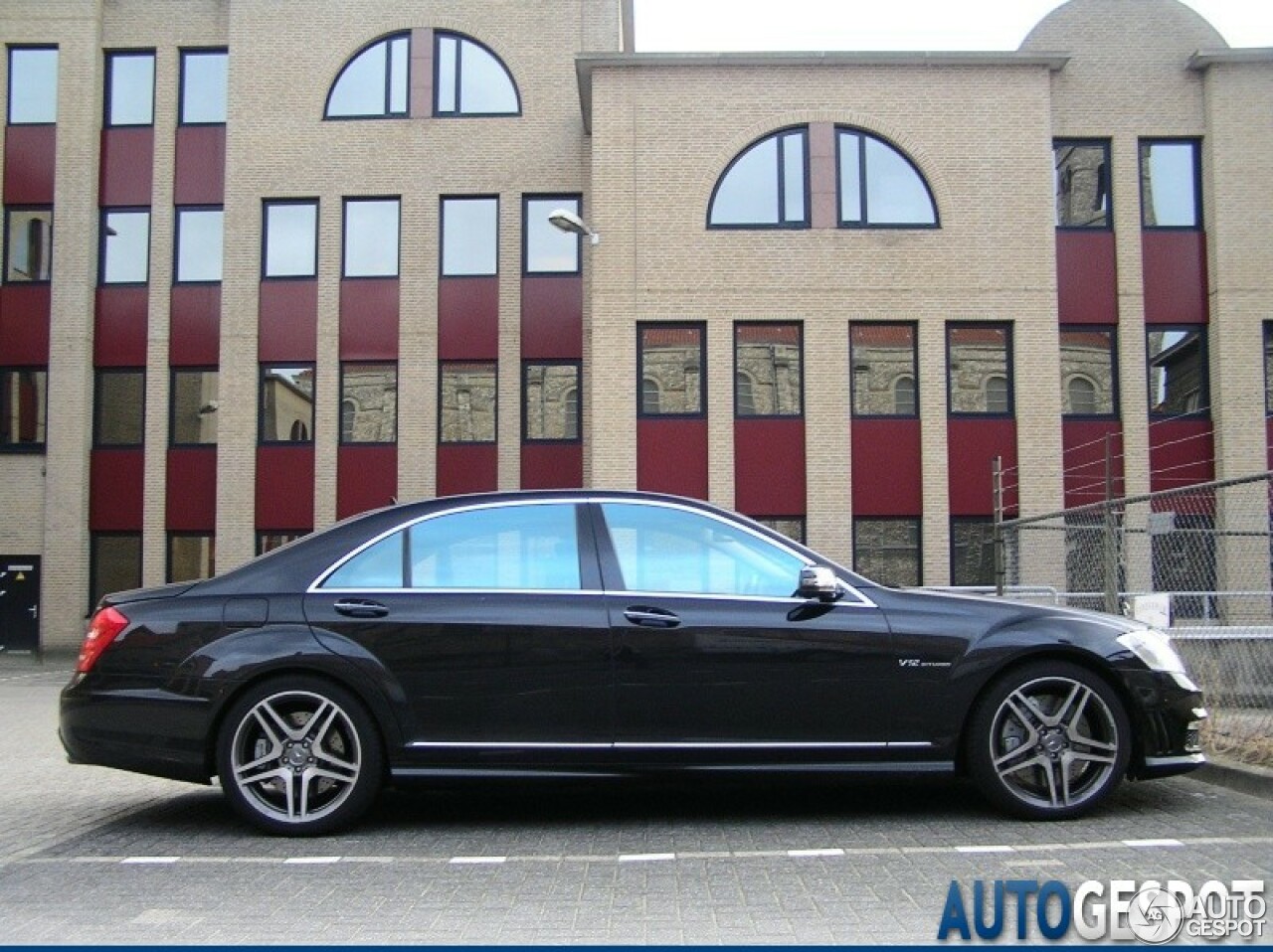 Mercedes-Benz S 65 AMG V221