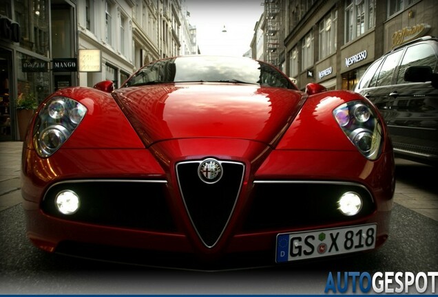 Alfa Romeo 8C Competizione