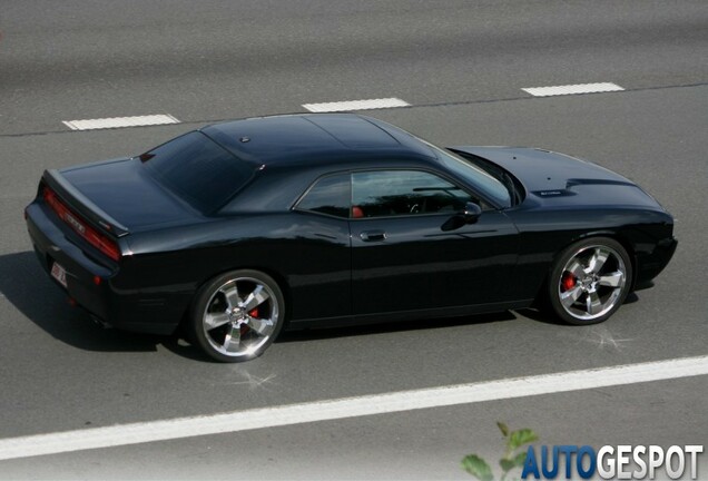 Dodge Challenger SRT-8