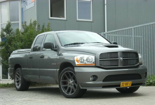 Dodge RAM SRT-10 Quad-Cab