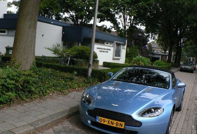 Aston Martin V8 Vantage Roadster