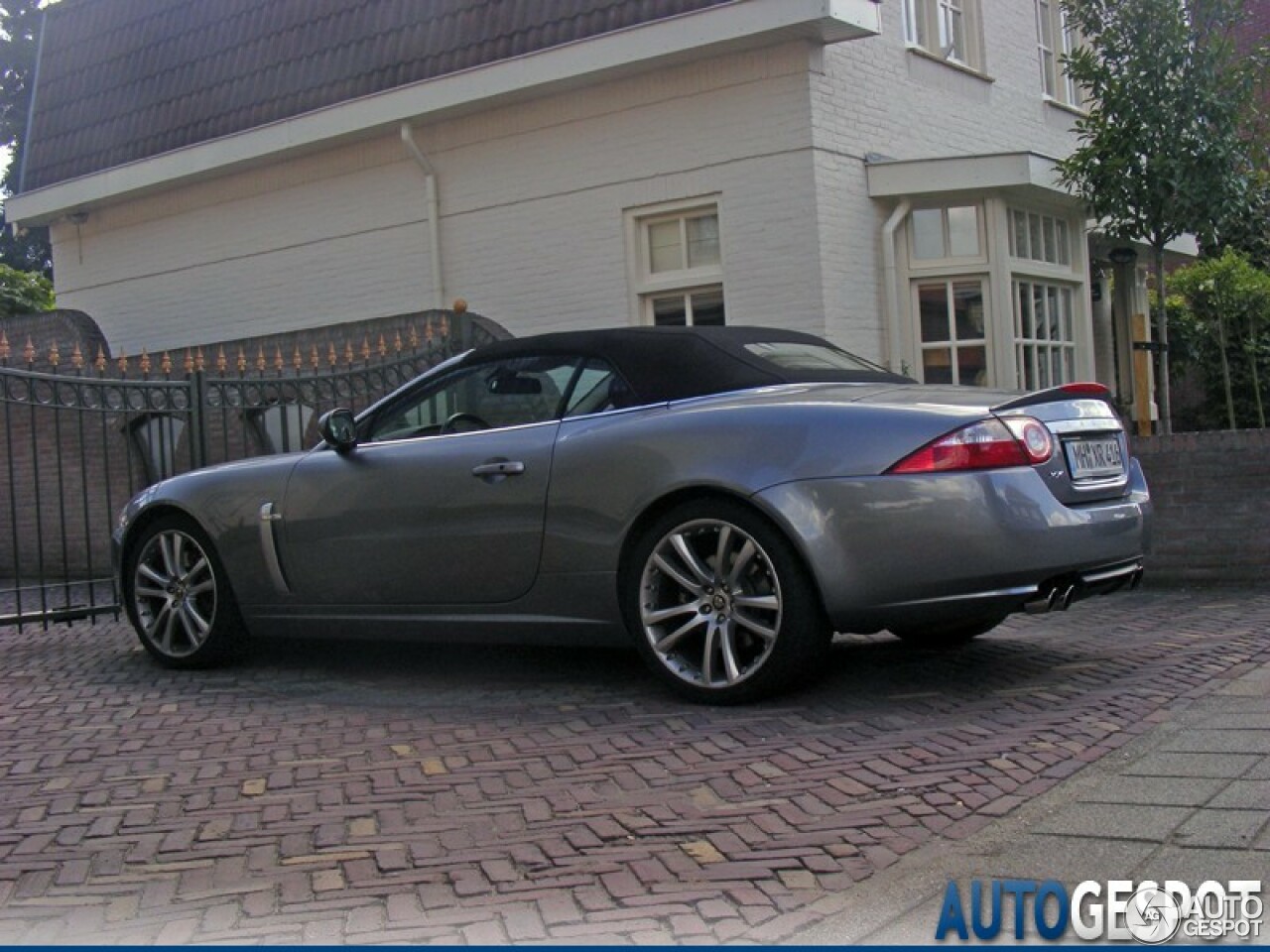 Jaguar XKR Convertible 2006