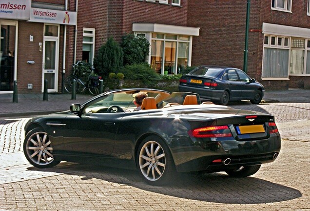 Aston Martin DB9 Volante