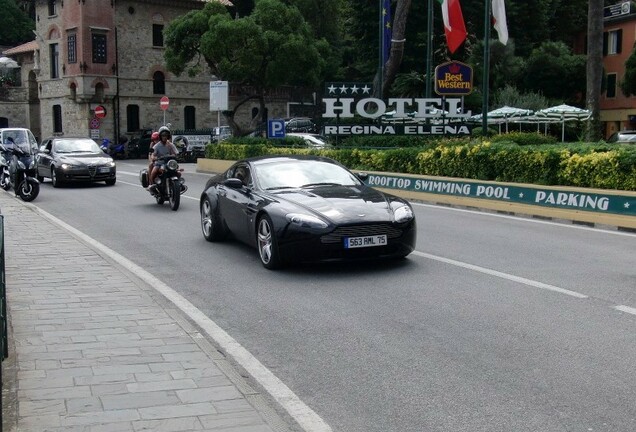 Aston Martin V8 Vantage