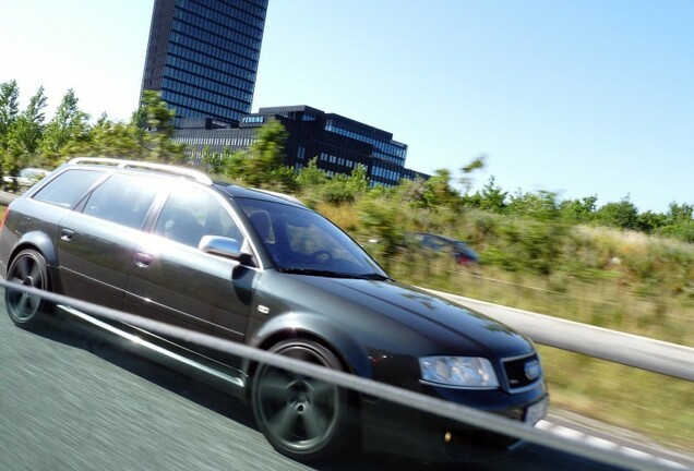 Audi RS6 Avant C5