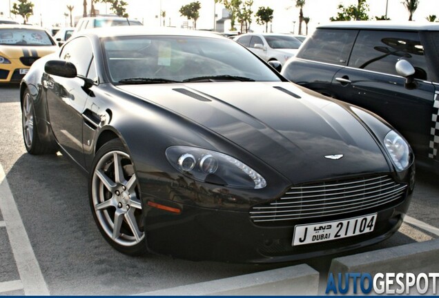 Aston Martin V8 Vantage