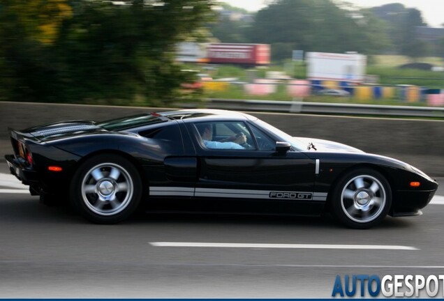 Ford GT