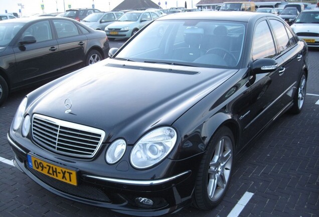 Mercedes-Benz E 55 AMG