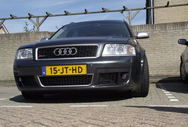 Audi RS6 Avant C5