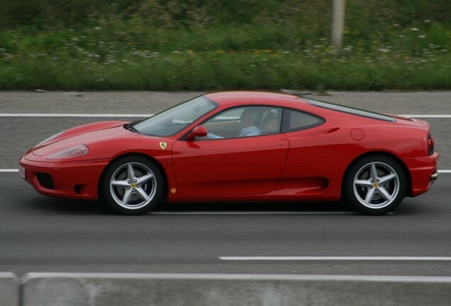 Ferrari 360 Modena