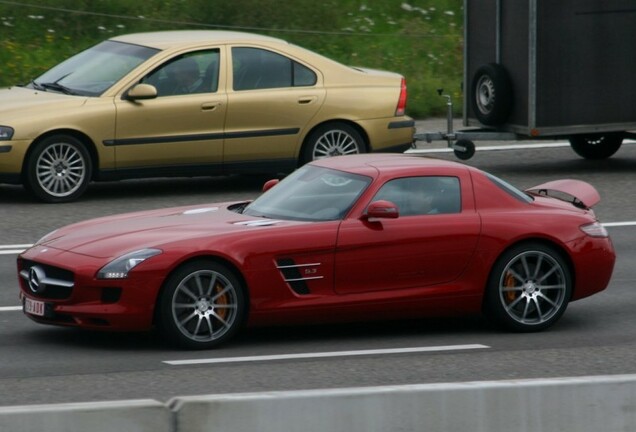 Mercedes-Benz SLS AMG