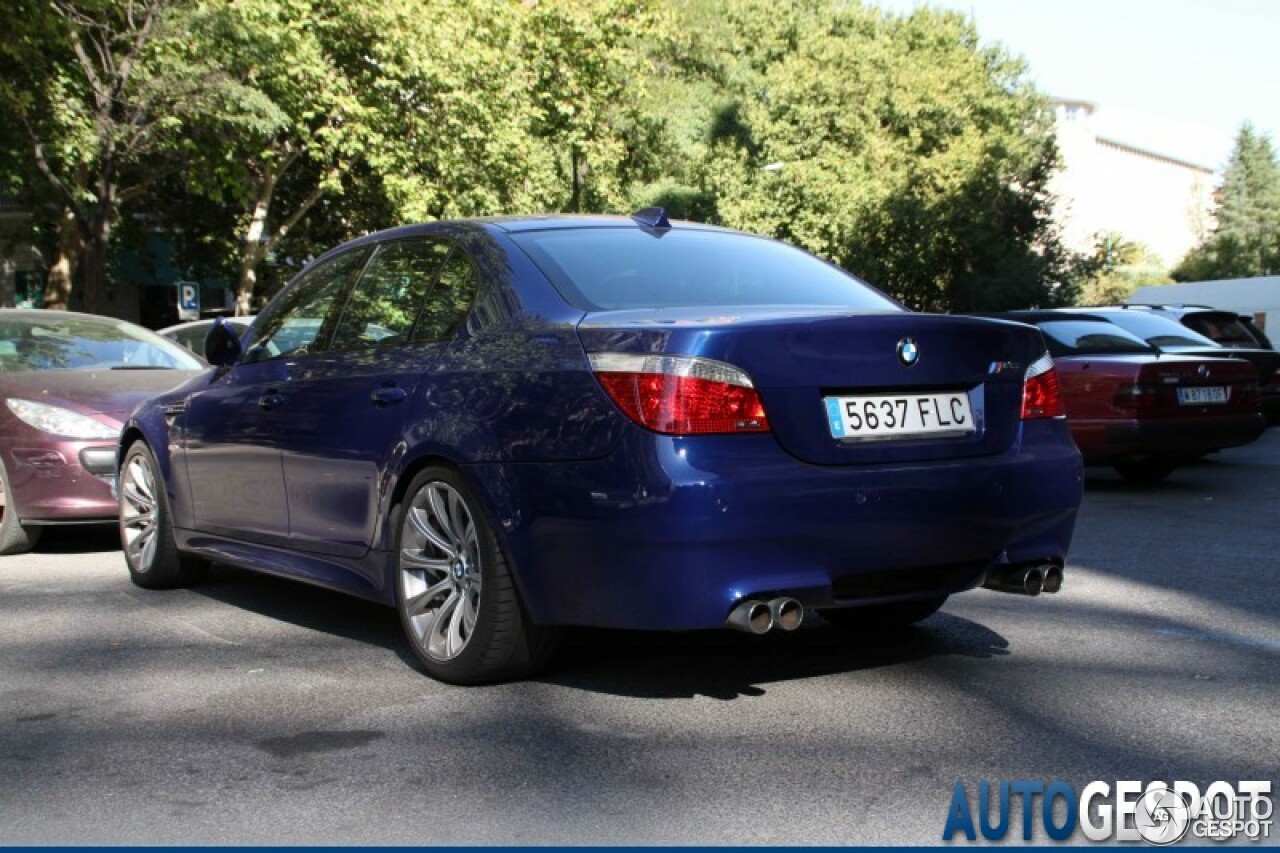 BMW M5 E60 2005