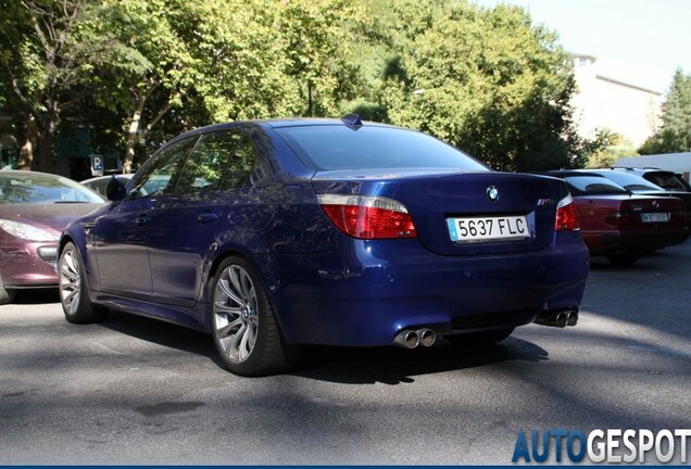 BMW M5 E60 2005