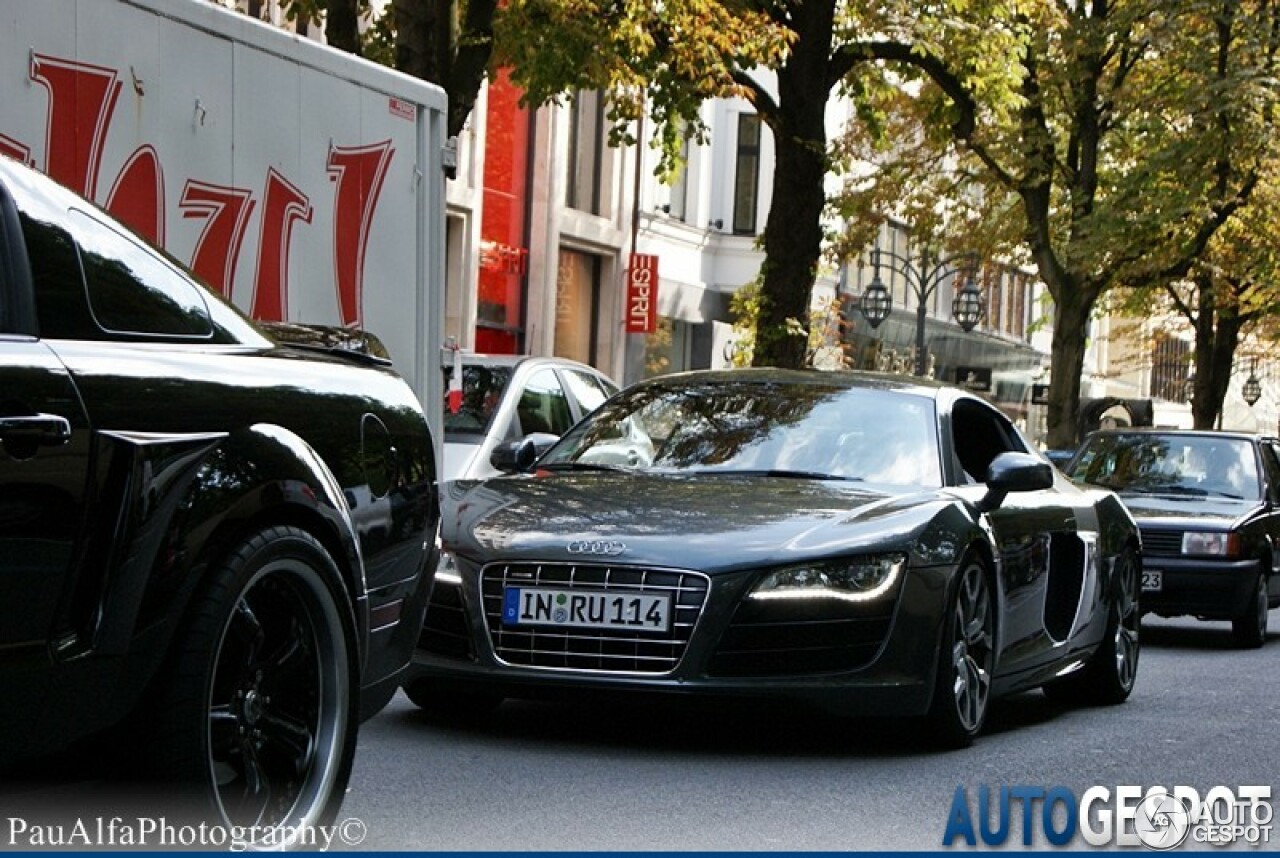 Audi R8 V10