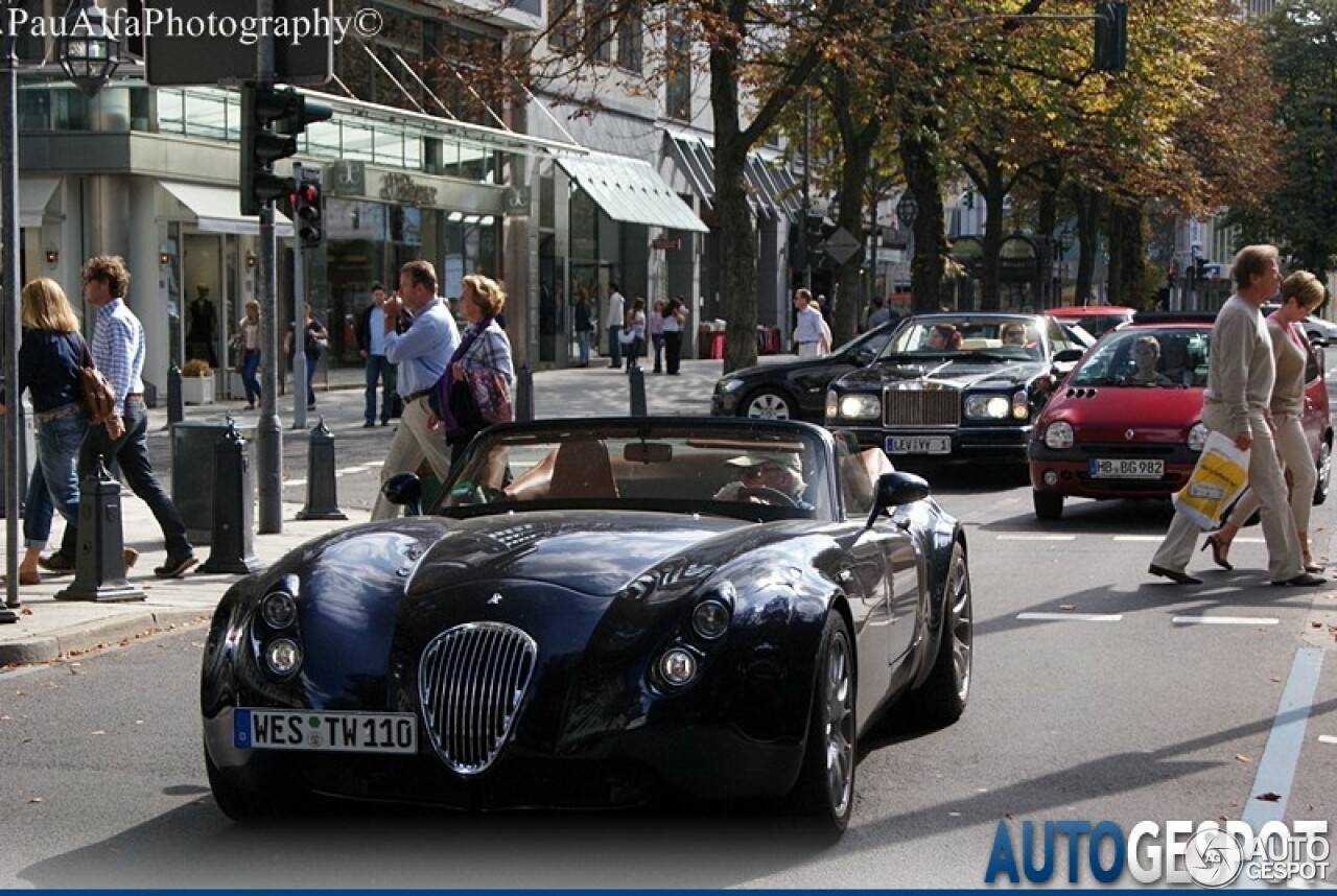 Rolls-Royce Corniche