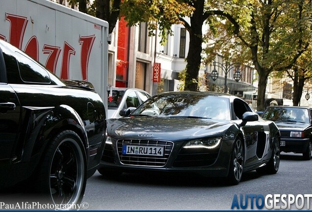 Audi R8 V10