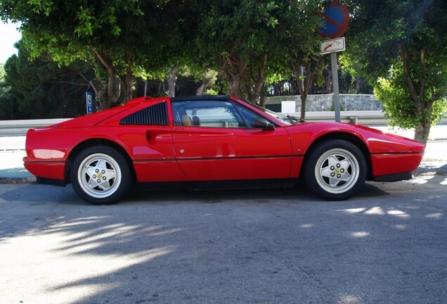 Ferrari 328 GTS