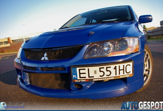 Mitsubishi Lancer Evolution VIII FQ-330